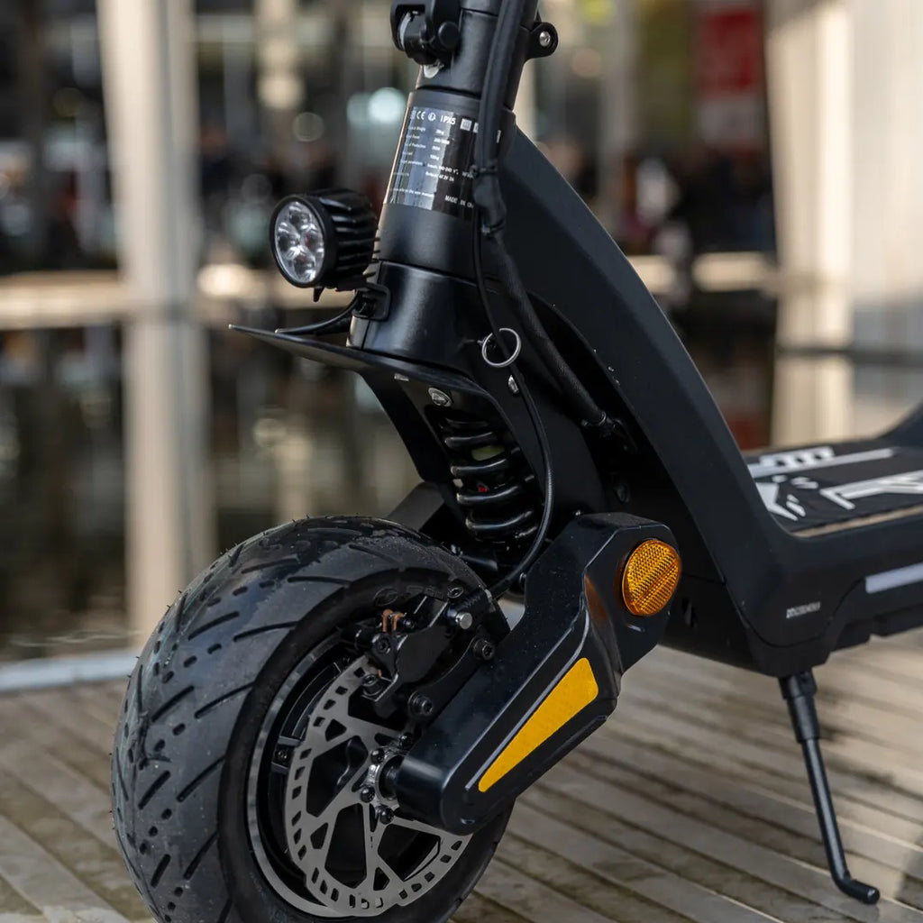 Do Electric Scooters Work in Cold Weather? Everything You Need to Know for Winter Riding